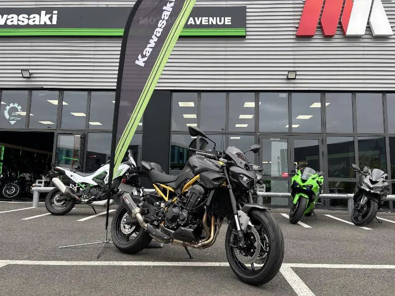 Z 900