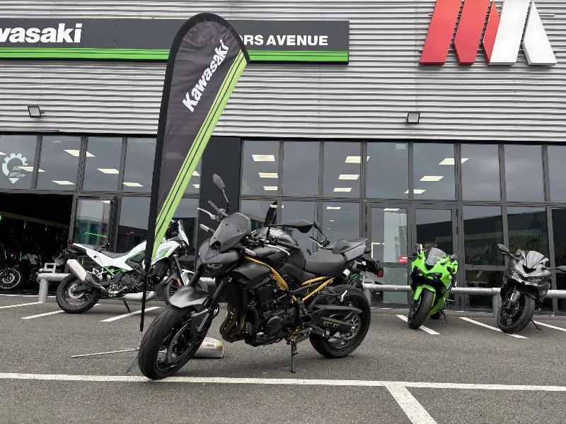 Z 900