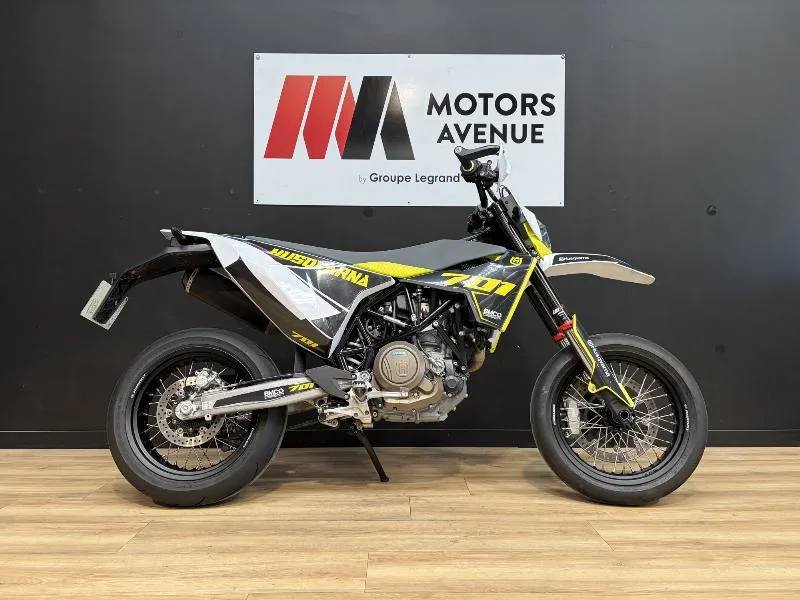 701 SUPERMOTO