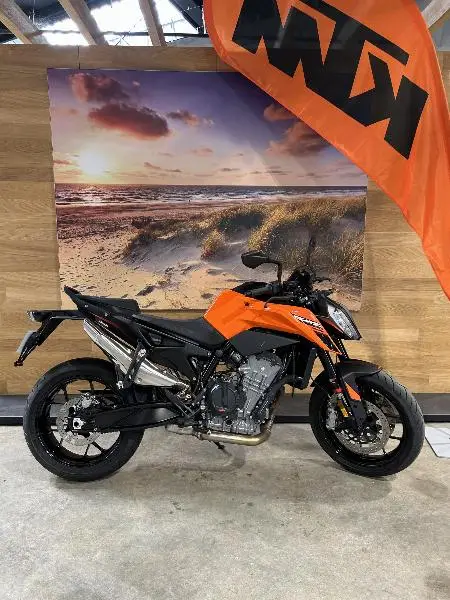790 DUKE L