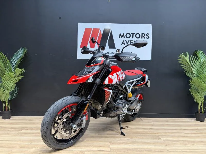 HYPERMOTARD