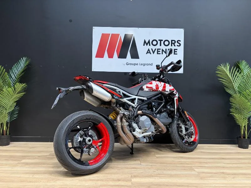 HYPERMOTARD