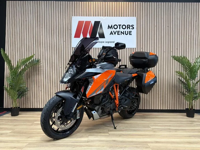 1290 SUPER DUKE GT