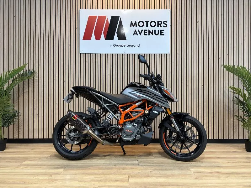 125 DUKE ABS