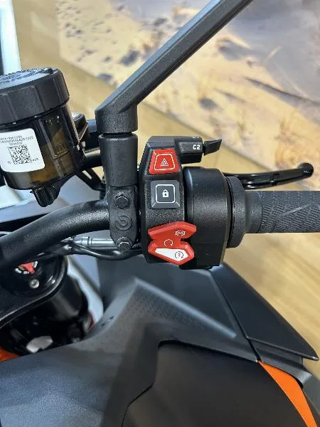 1390 SUPER DUKE R