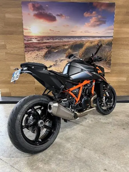 1390 SUPER DUKE R