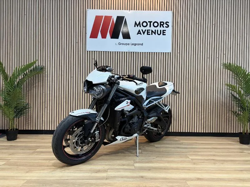 STREET TRIPLE 765 RS