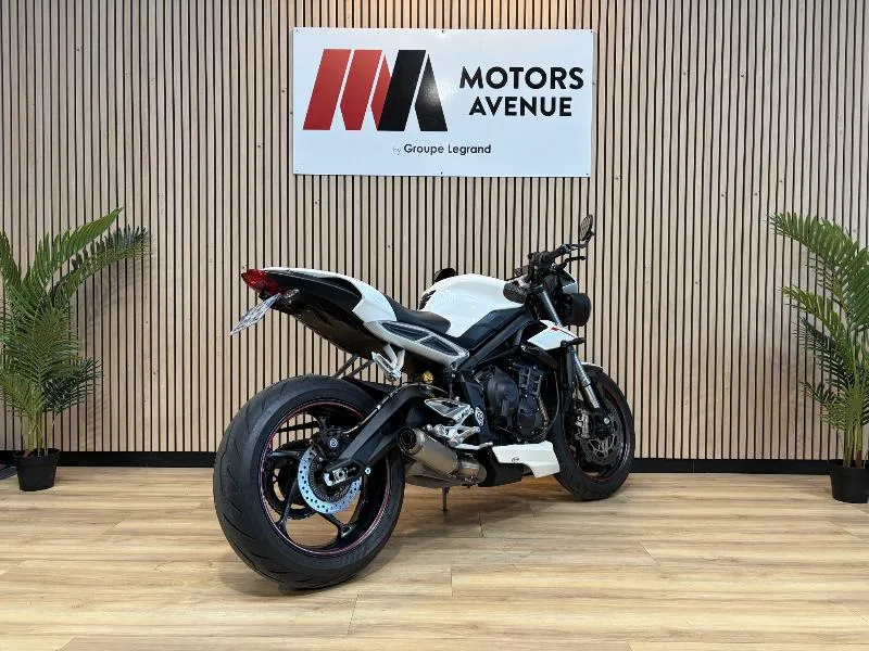 STREET TRIPLE 765 RS