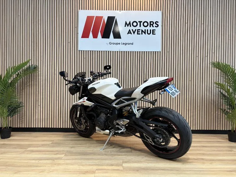 STREET TRIPLE 765 RS