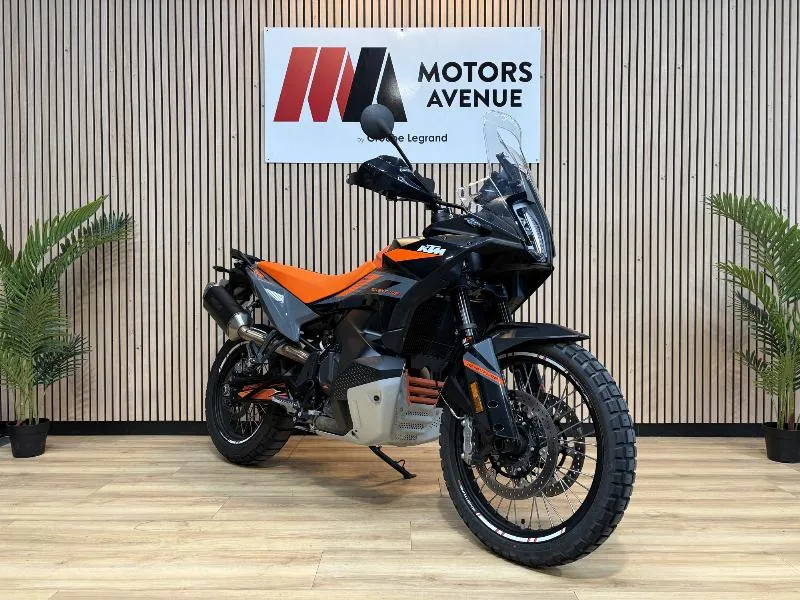 890 ADVENTURE