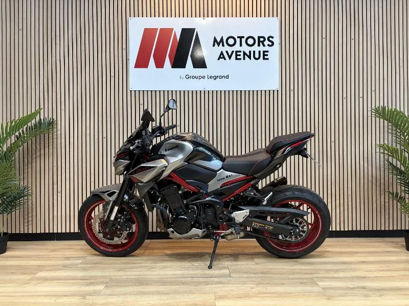 Z 900