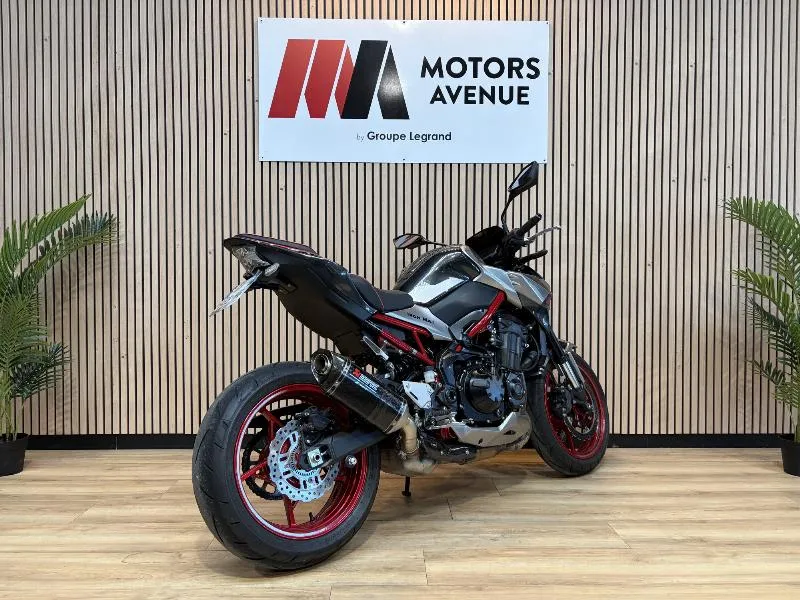 Z 900