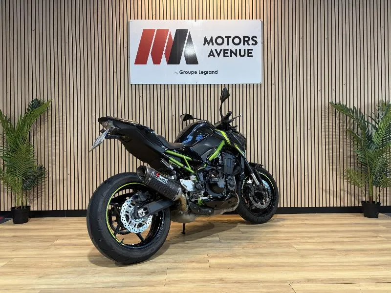 Z 900