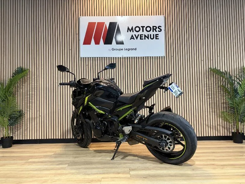 Z 900