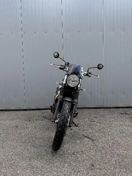 SCRAMBLER 900