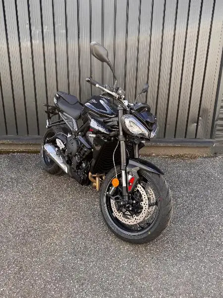 STREET TRIPLE 765 R A2