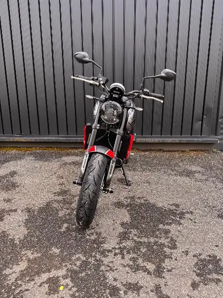 TRIDENT 660