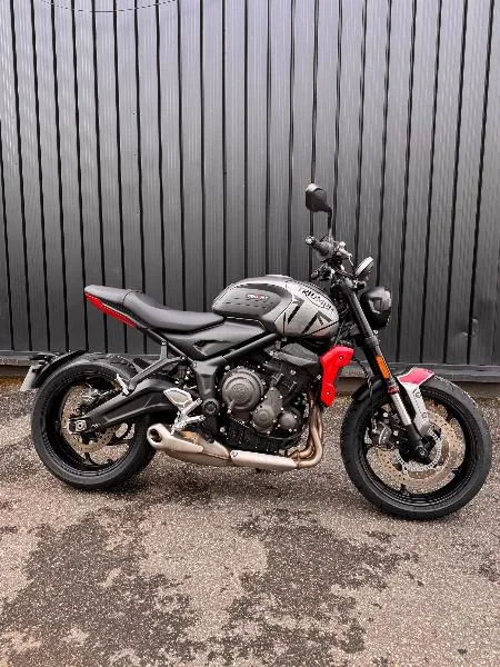 TRIDENT 660