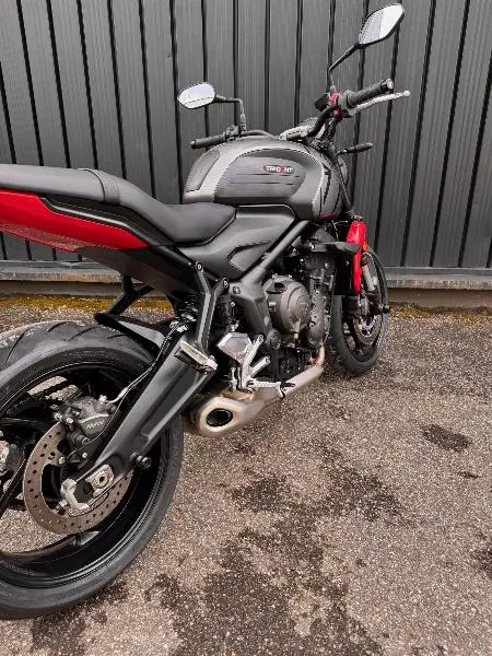 TRIDENT 660