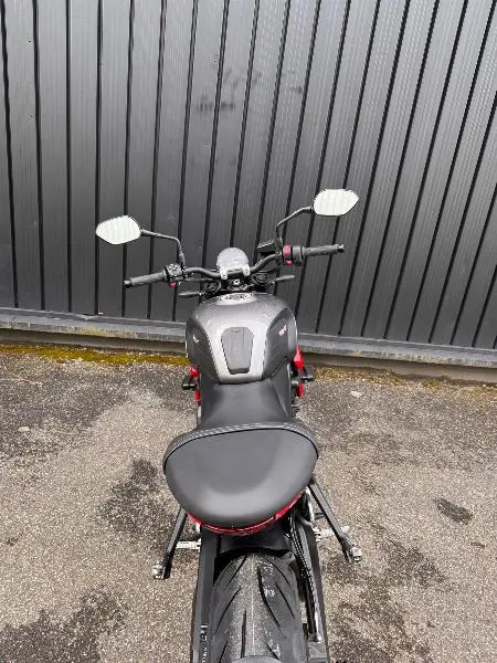 TRIDENT 660