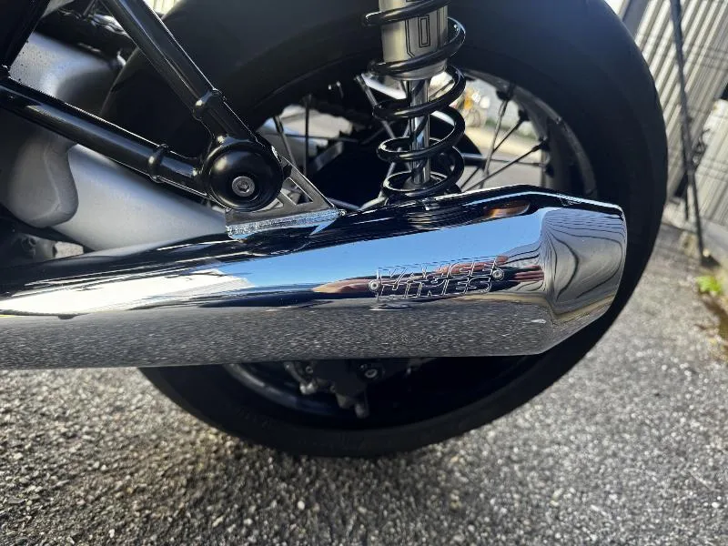 THRUXTON 1200 RS