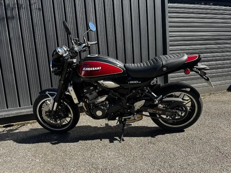 Z900RS