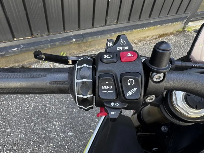 S 1000 R