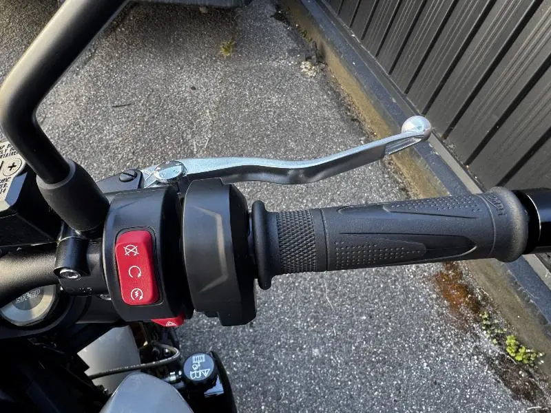 TRIDENT 800