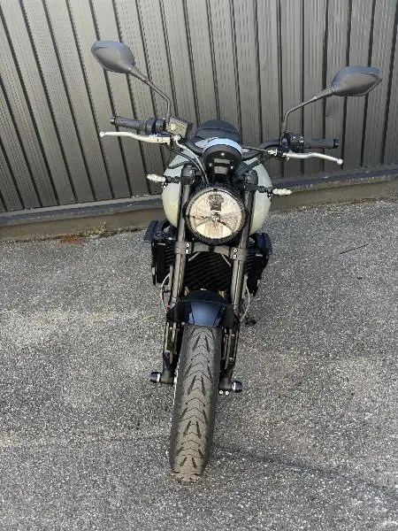TRIDENT 660