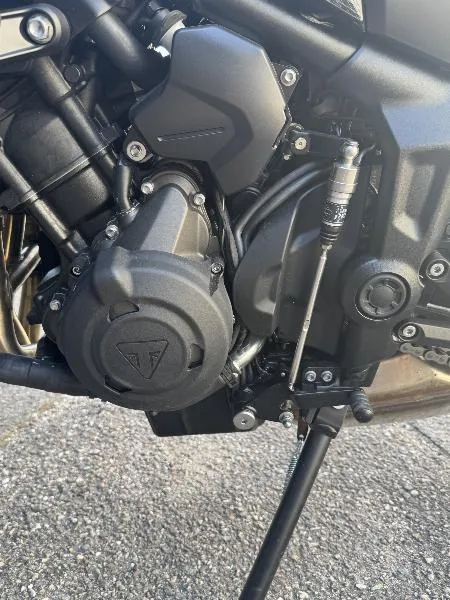 TRIDENT 660
