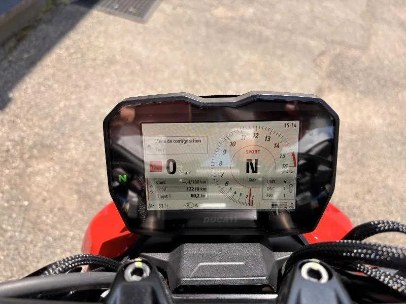 STREETFIGHTER V4S
