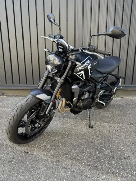 TRIDENT 660