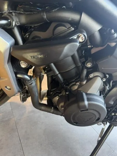 TRIDENT 660