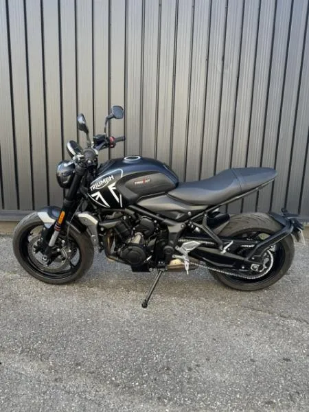 TRIDENT 660