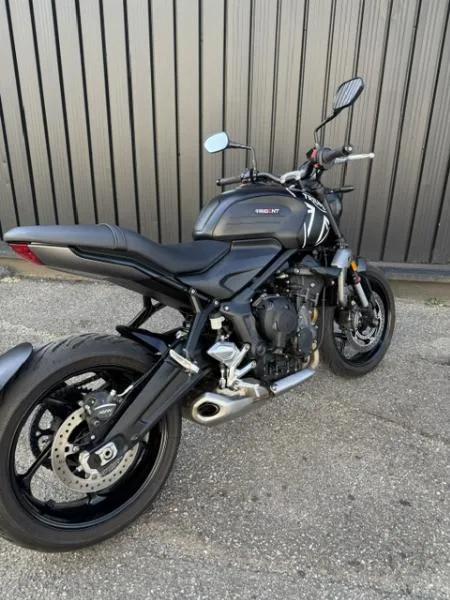 TRIDENT 660