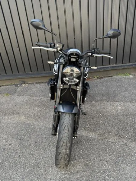 TRIDENT 660
