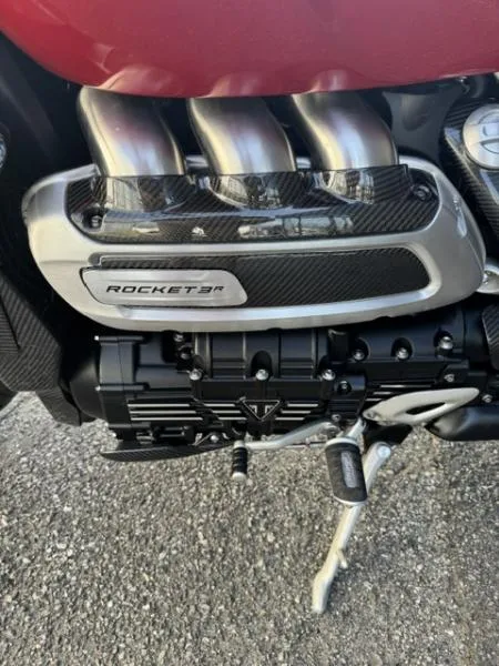 ROCKET 3 R