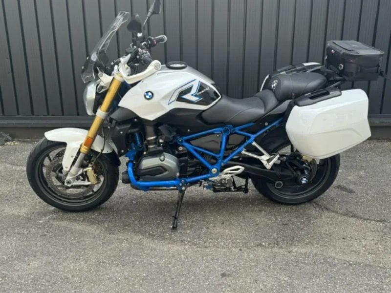 R 1200 R
