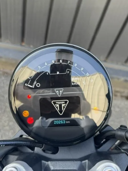 TRIDENT 660