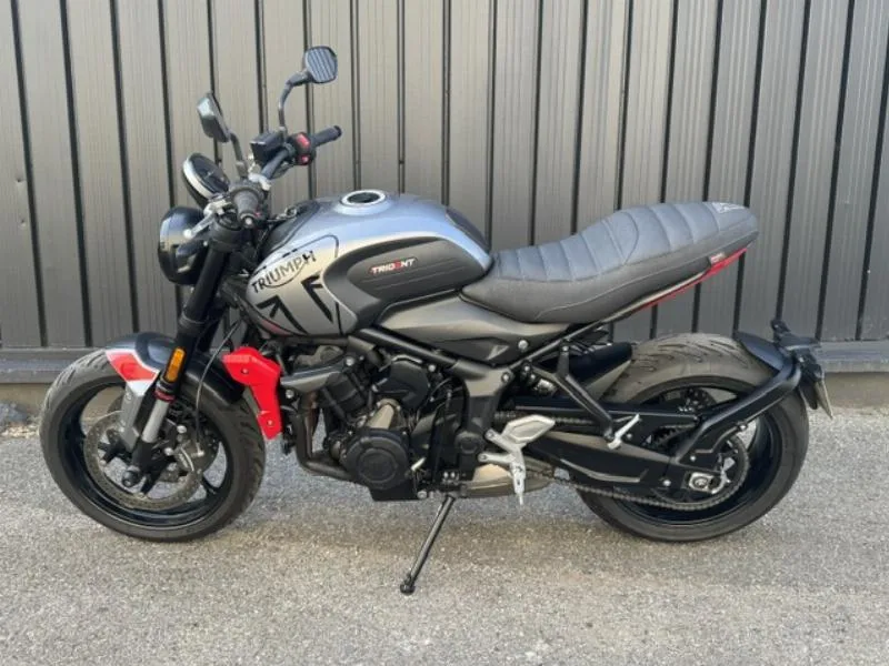 TRIDENT 660