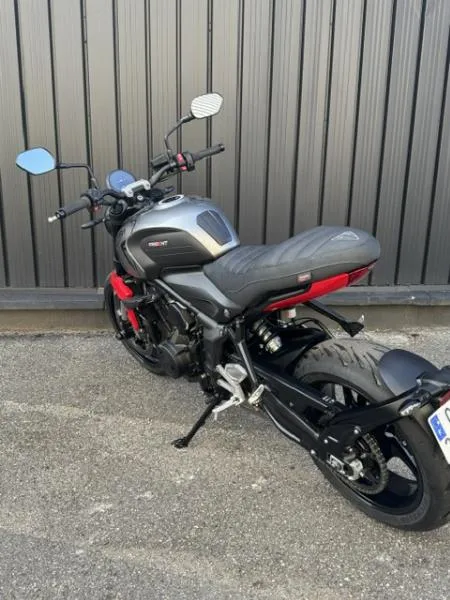 TRIDENT 660