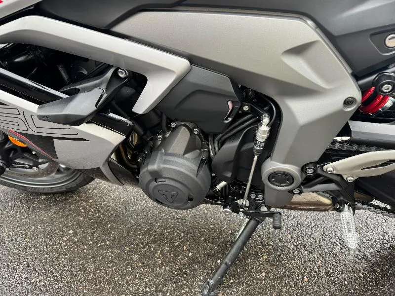 	DAYTONA 660