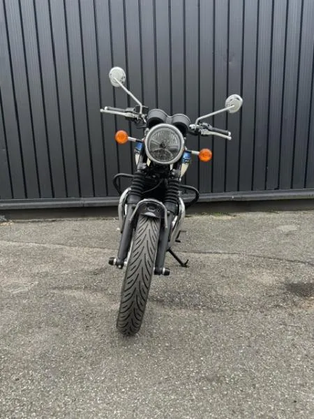 BONNEVILLE T120