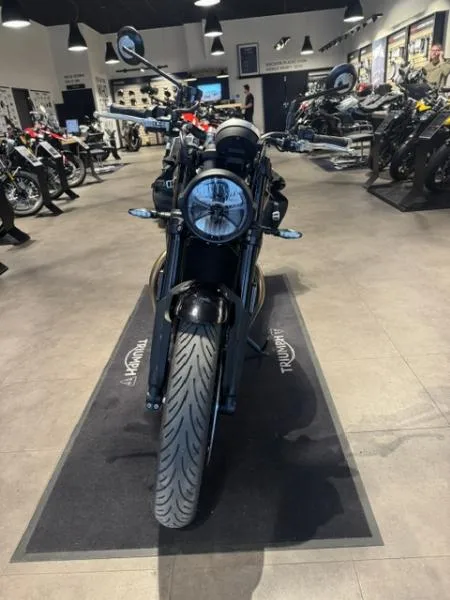 SPEED TWIN 900