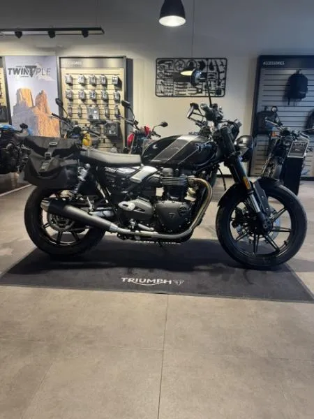 SPEED TWIN 900