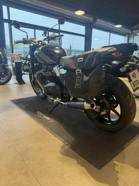 SPEED TWIN 900