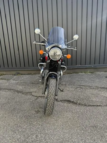 BONNEVILLE T120