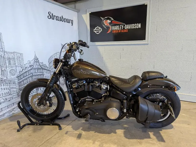 SOFTAIL STREET BOB 1745