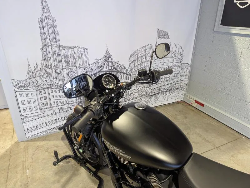STREET 750