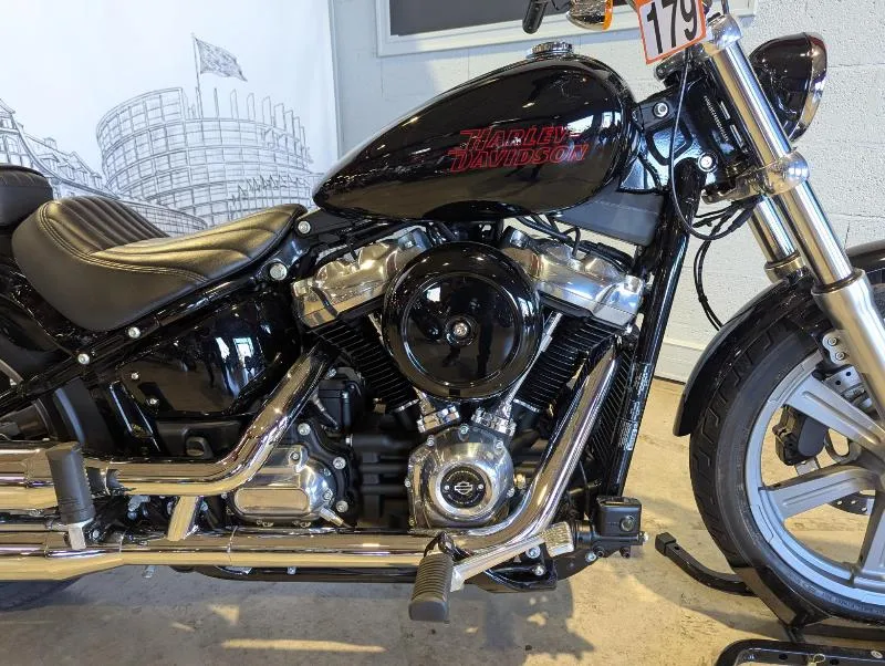 SOFTAIL STANDARD 1745